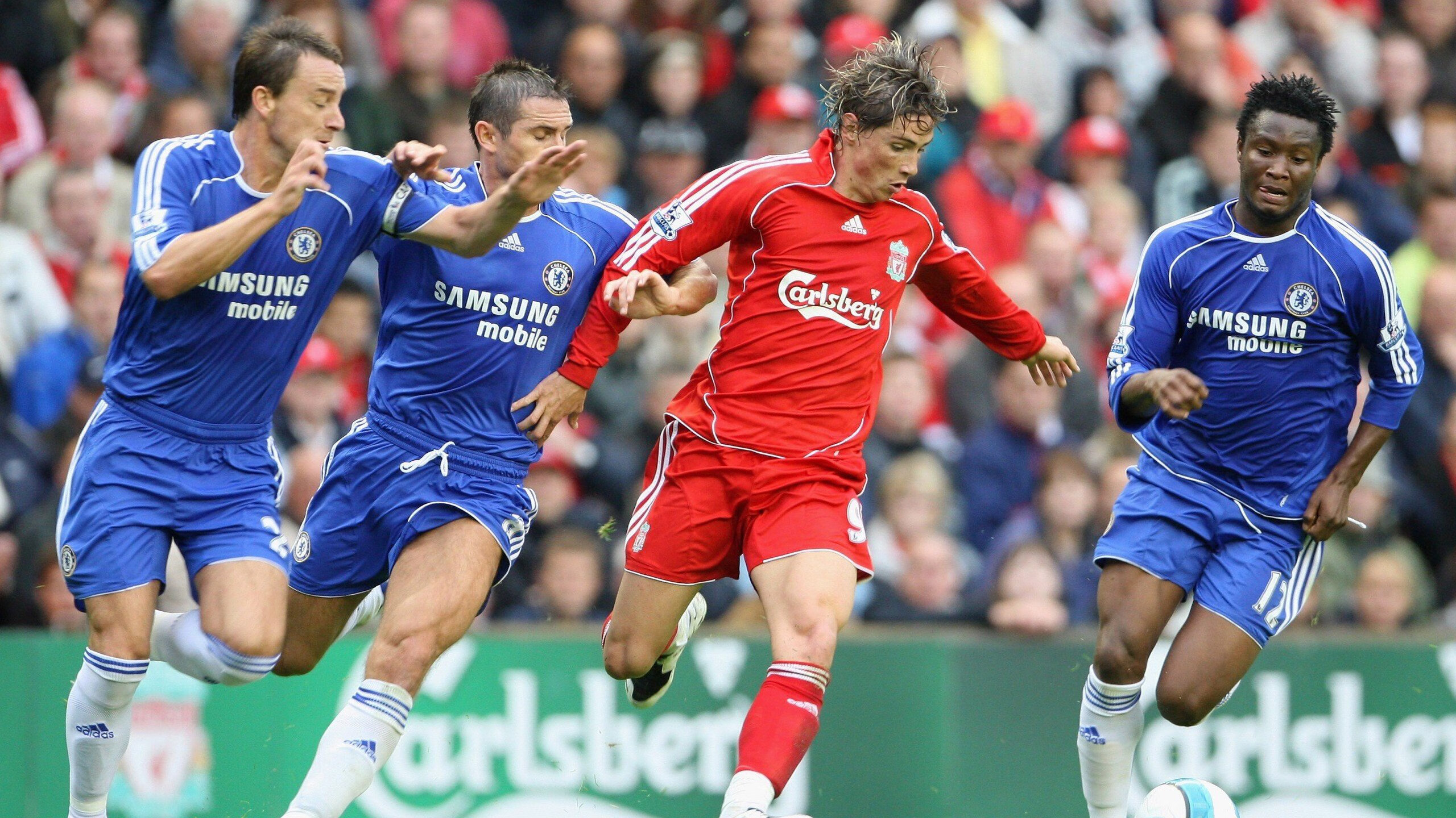 凯特·道格拉斯在压力中展现冠军风范，道格拉斯凯尔纳媒介奇观